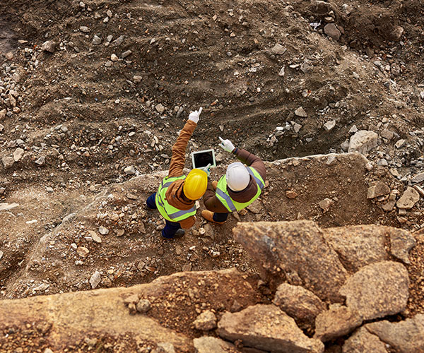 estudios geologicos riesgos vulnerabilidad ecuador